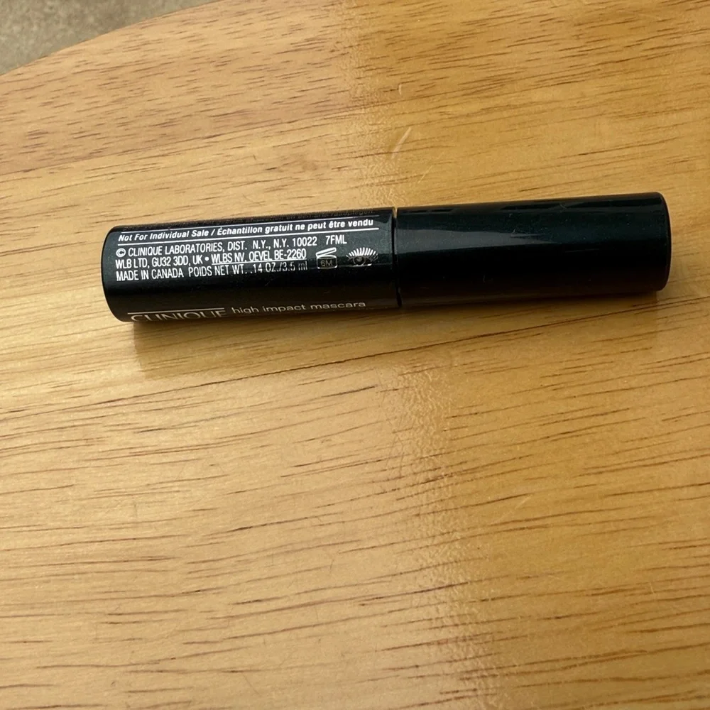 Clinique High Impact Mascara 0.14oz!!🔥🔥🔥